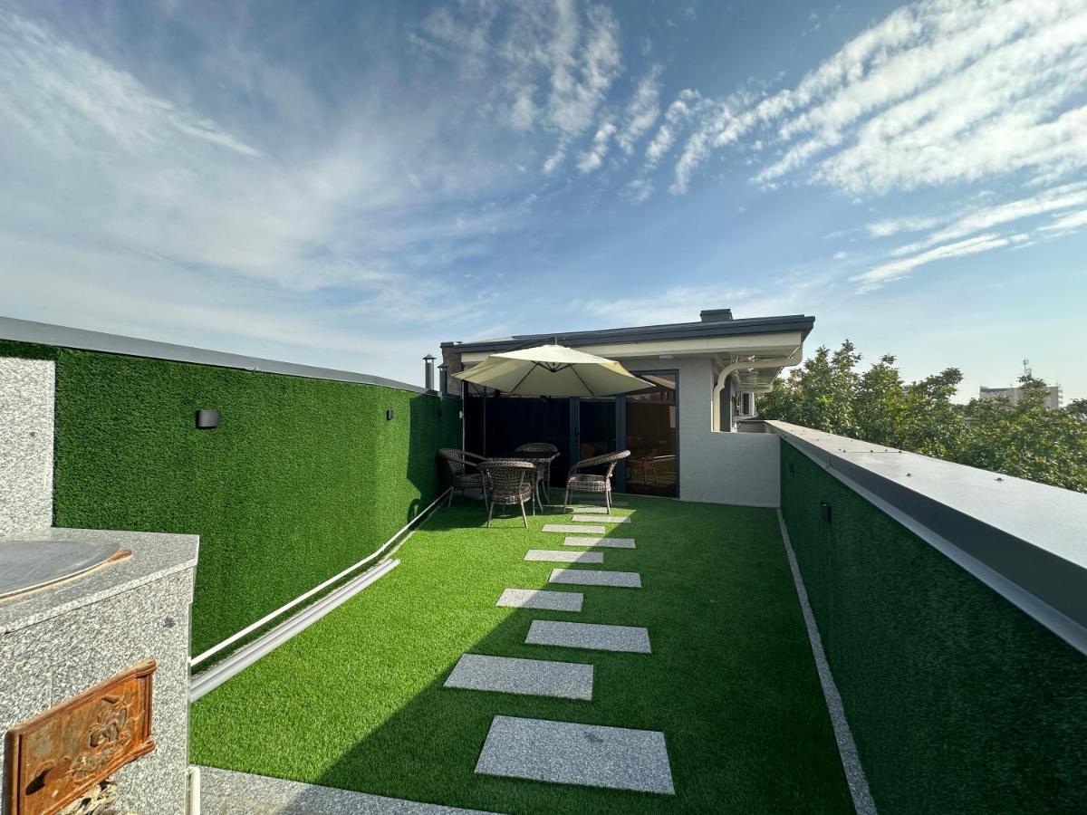 Byond Hotel & Hostel Tashkent Exterior photo